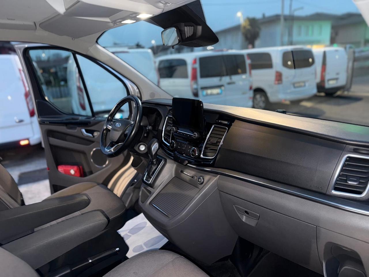 Ford Tourneo Custom 310 2.0 TDCi 170CV aut. PL Titanium