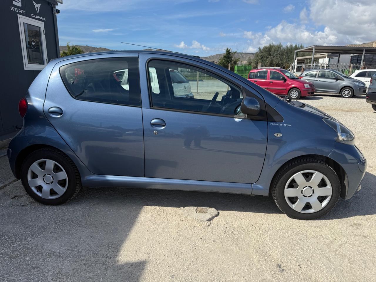 Toyota Aygo 1.0 12V VVT-i 5 porte