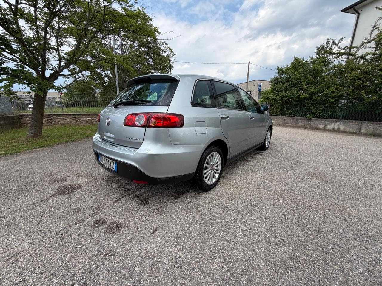 Fiat Croma 1.9 Multijet Active PUR-O2