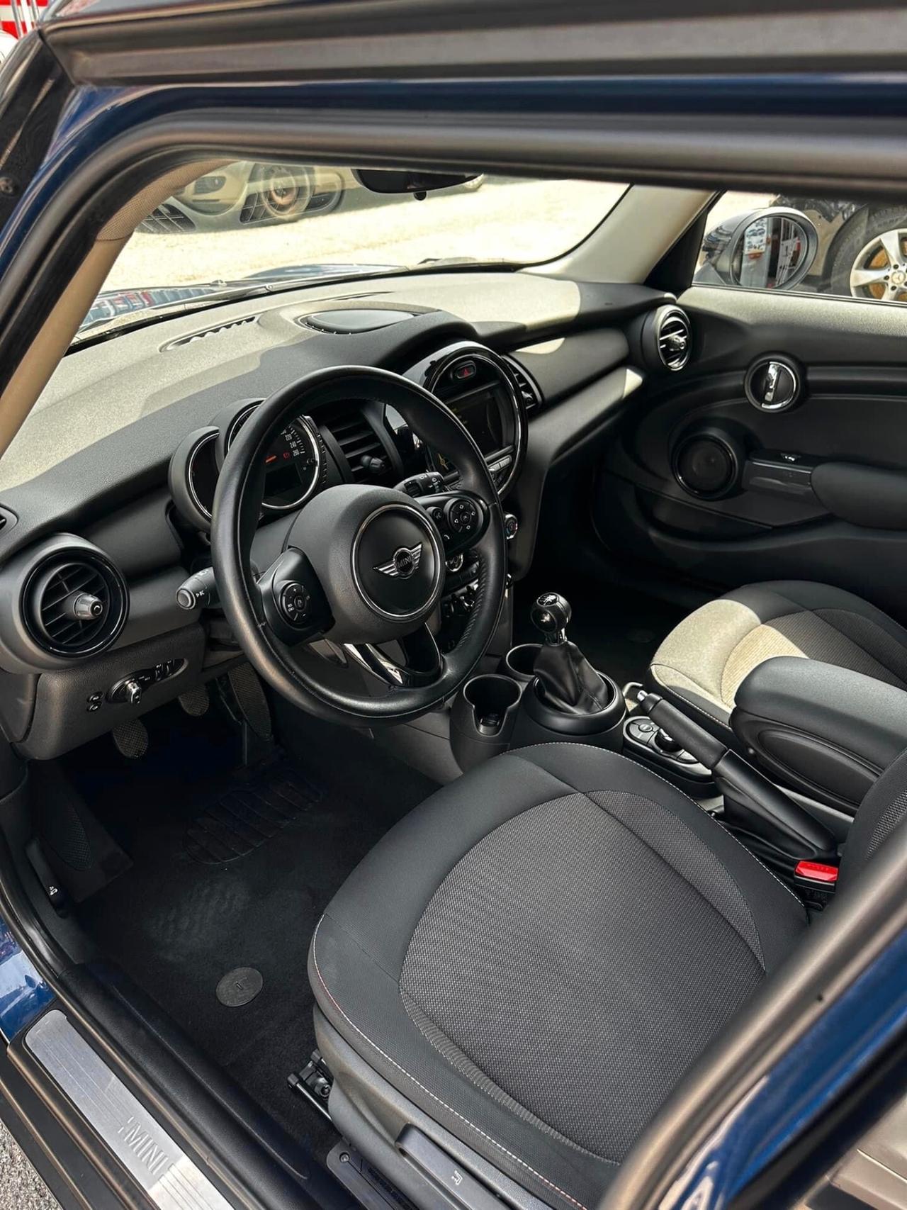 Mini 1.5 One D NEOPATENTATI (KM CERT)