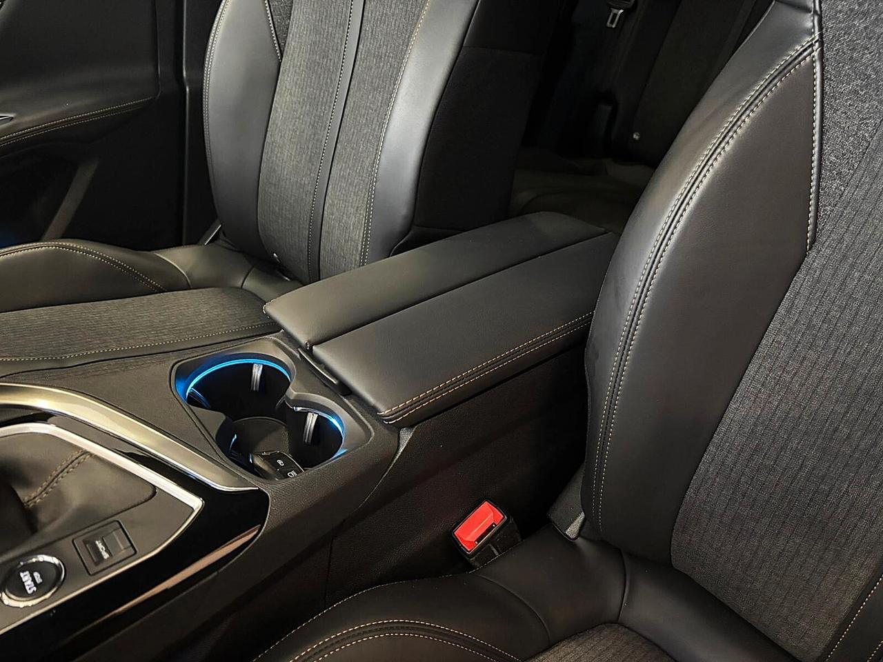 Peugeot 3008 1.5 Hdi 130CV**GT-LINE **