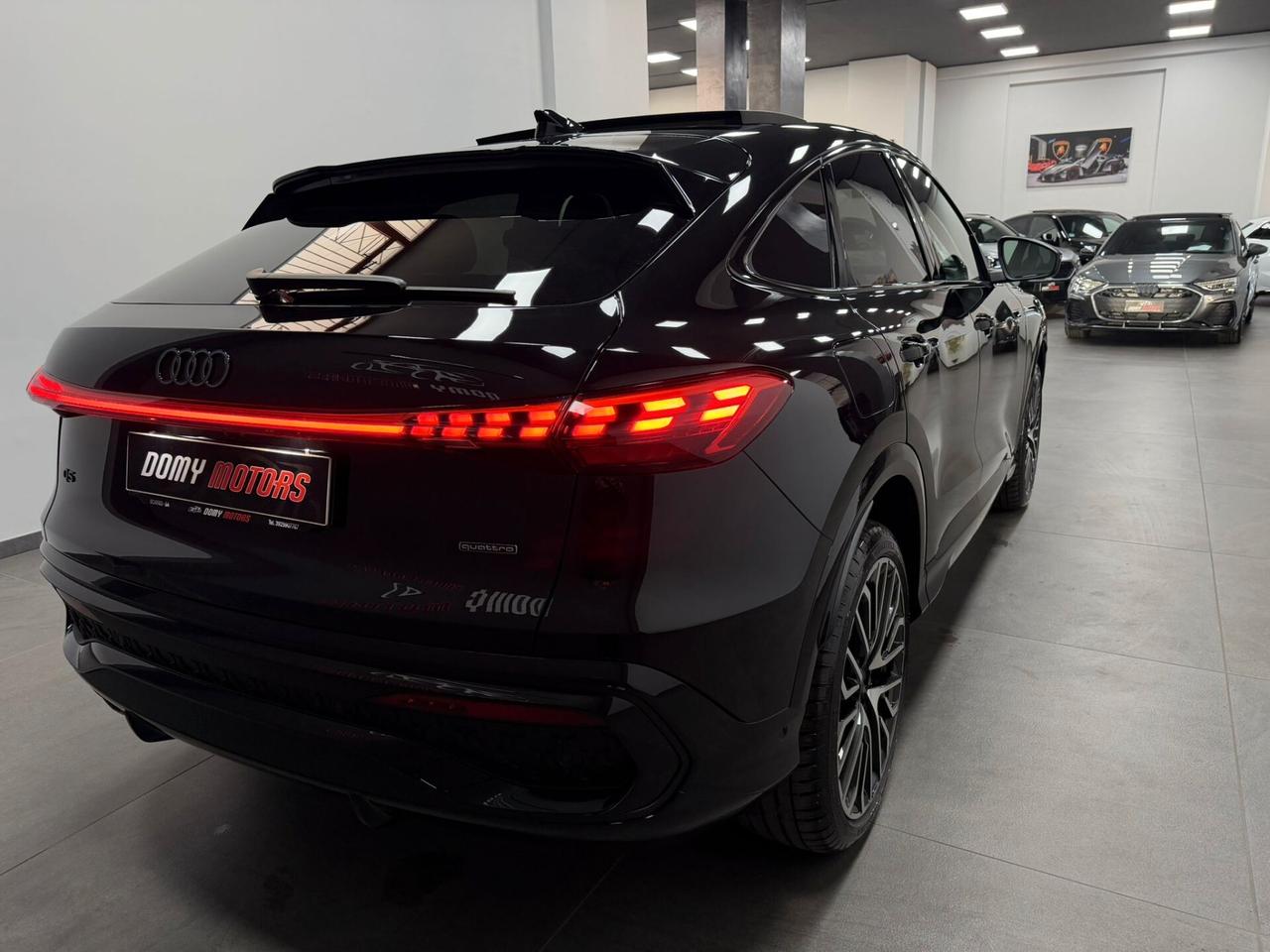 Audi Q5 SPORTBACK 40 TDI quattro S tronic Identity Black