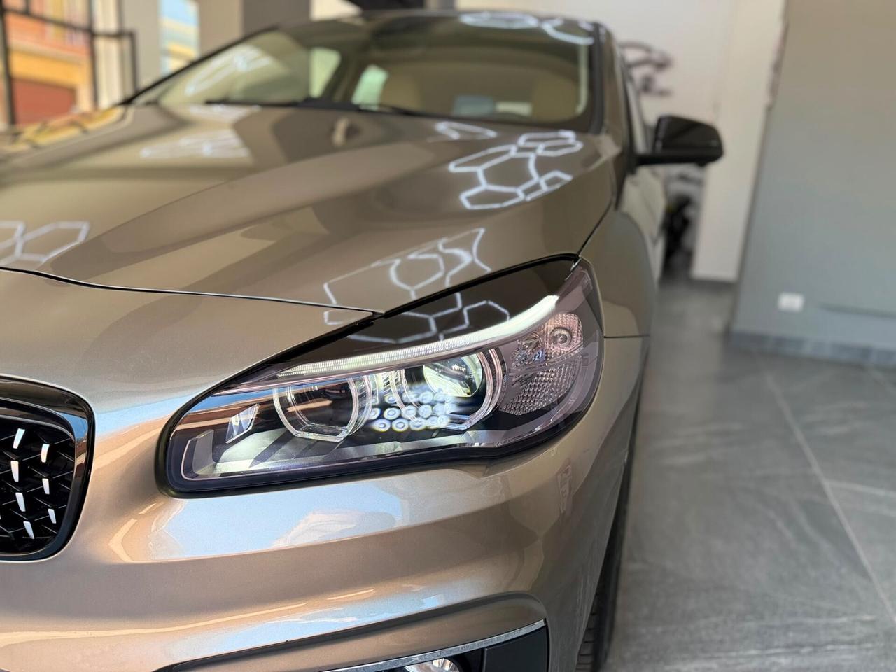 Bmw 2er Active Tourer 218d Luxury