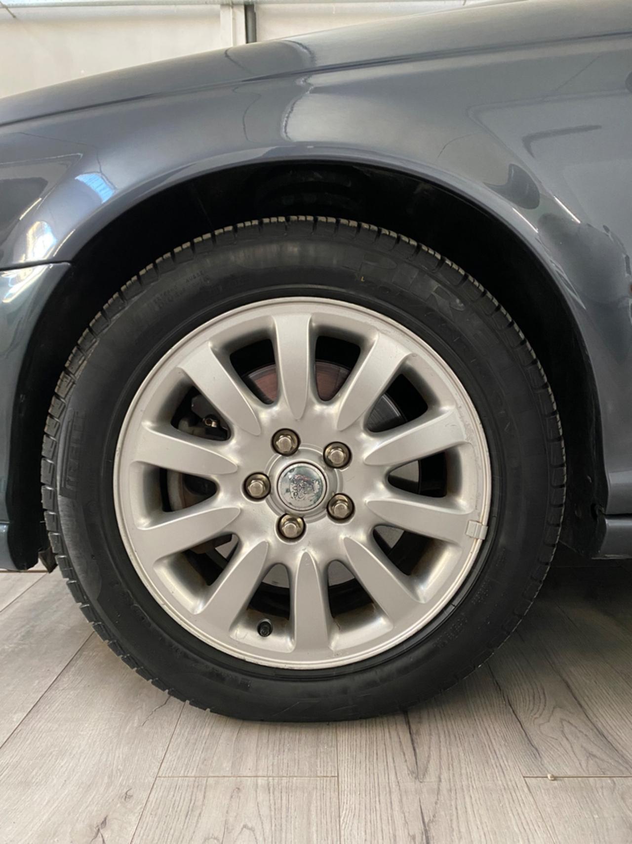 Jaguar X-Type 2.5 V6 24V cat Executive