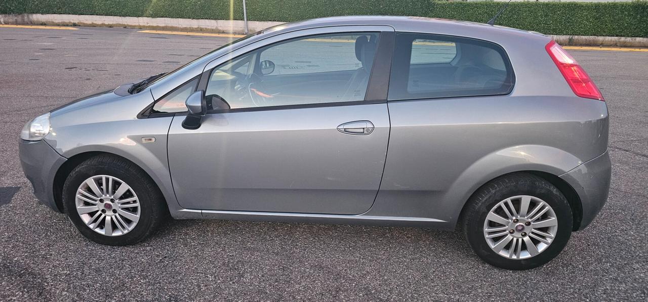 Fiat Grande Punto 1.3 MJT 75 CV 5 porte Active