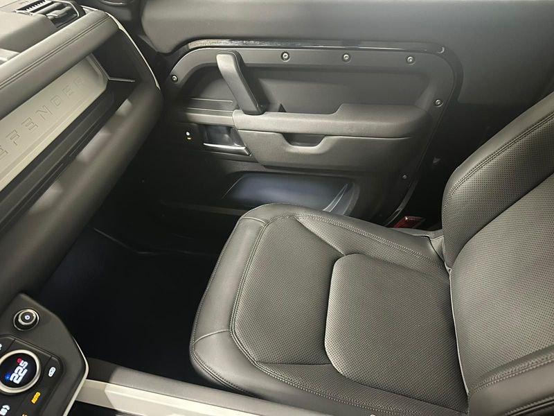 Land Rover Defender Defender 110 3.0D I6 200 CV AWD Auto S