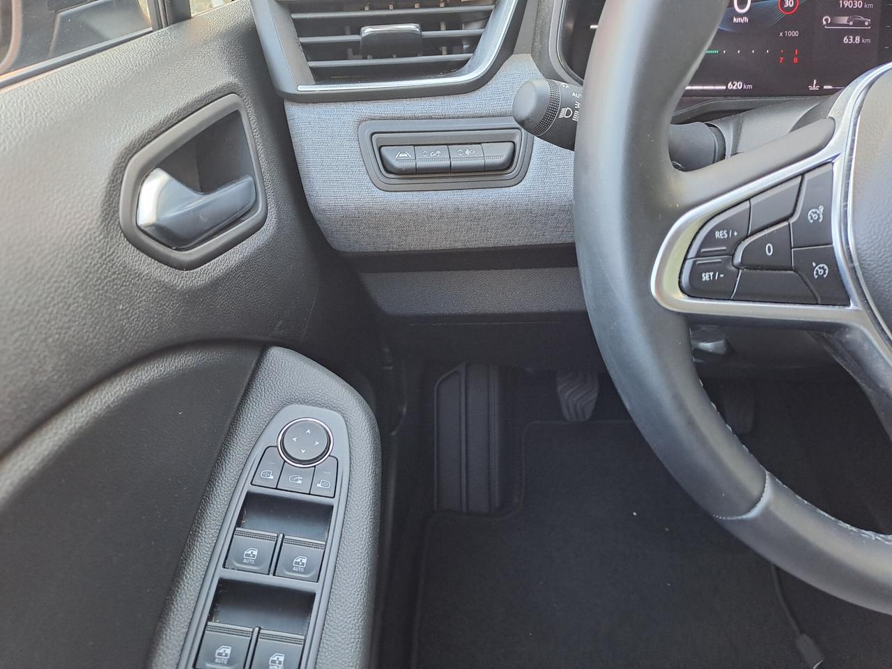 Mitsubishi Colt 1.0L turbo 90 CV Invite