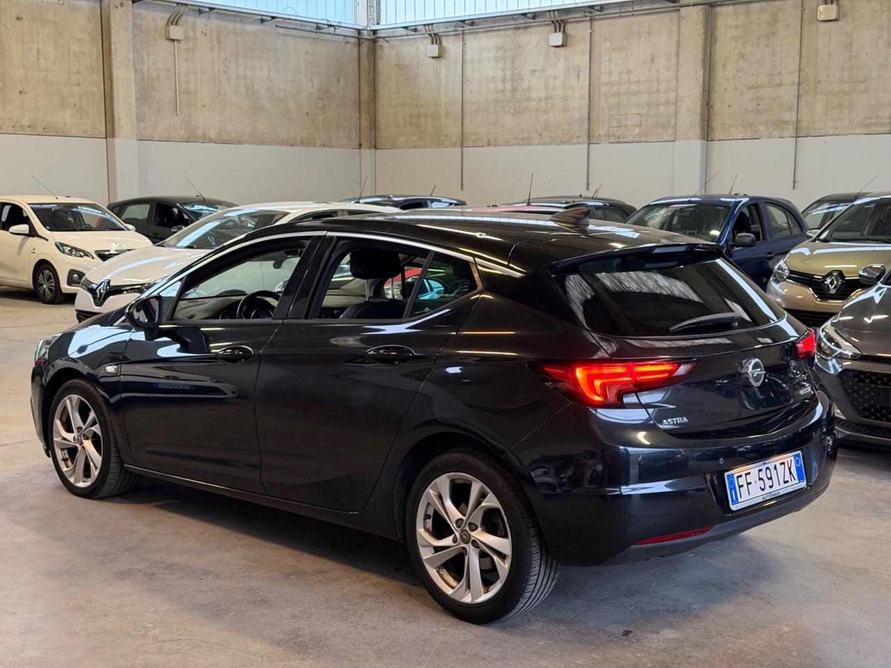Opel Astra 1.0 Turbo ecoFLEX Start&Stop 5 porte Innovation