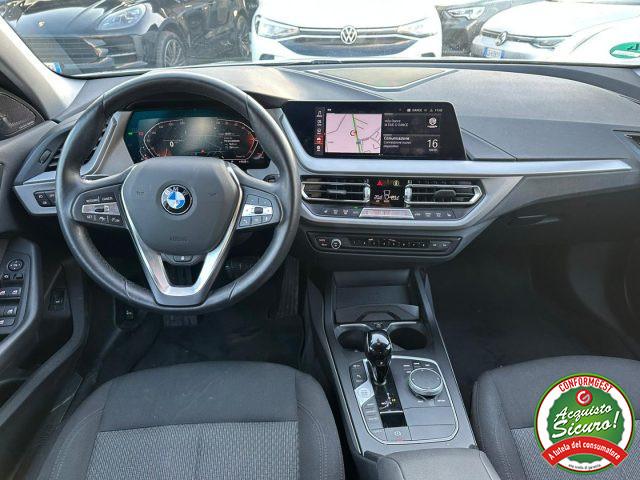 BMW 118 i 5p. Advantage Automatica Led