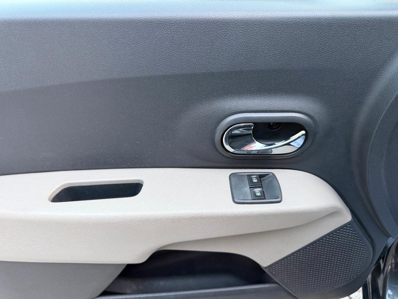 Dacia Lodgy 1.6 Laureate 85cv NAVI+PDC+CLIMA
