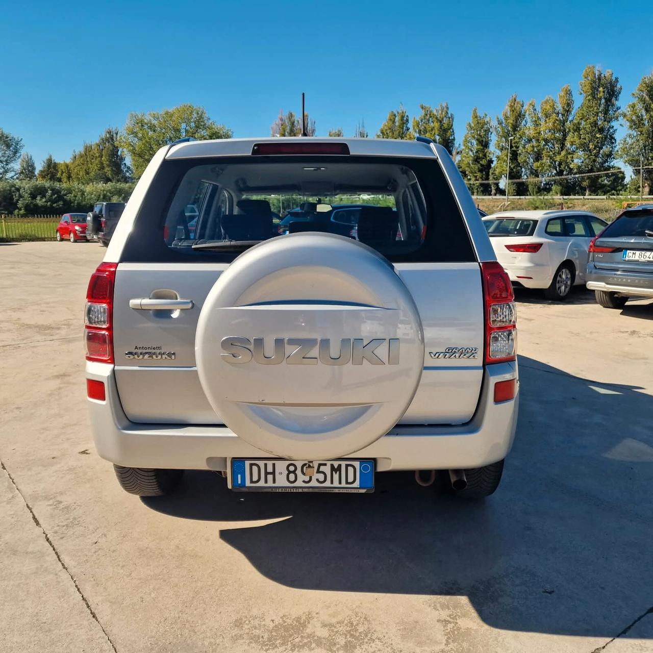 Suzuki Grand Vitara 1.9 DDiS 5 porte Executive GARANTITA