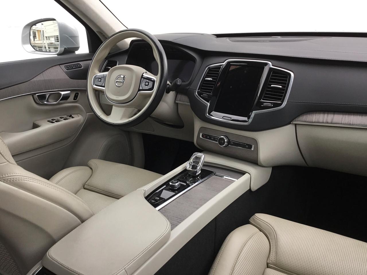 Volvo XC 90 B5 (d) AWD AUT. 7 posti Ultimate Bright