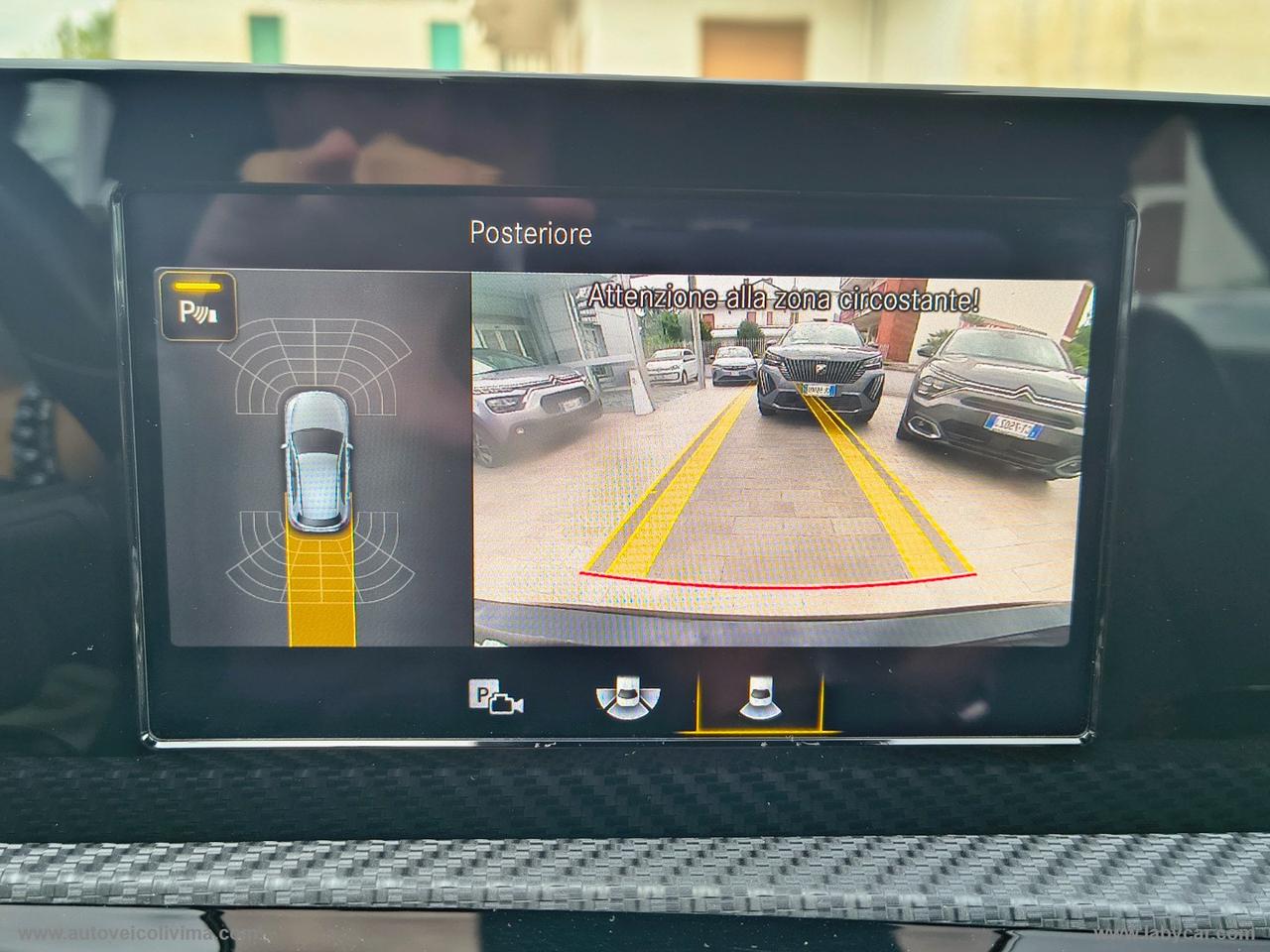 MERCEDES-BENZ A 180 d Automatic Business Extra