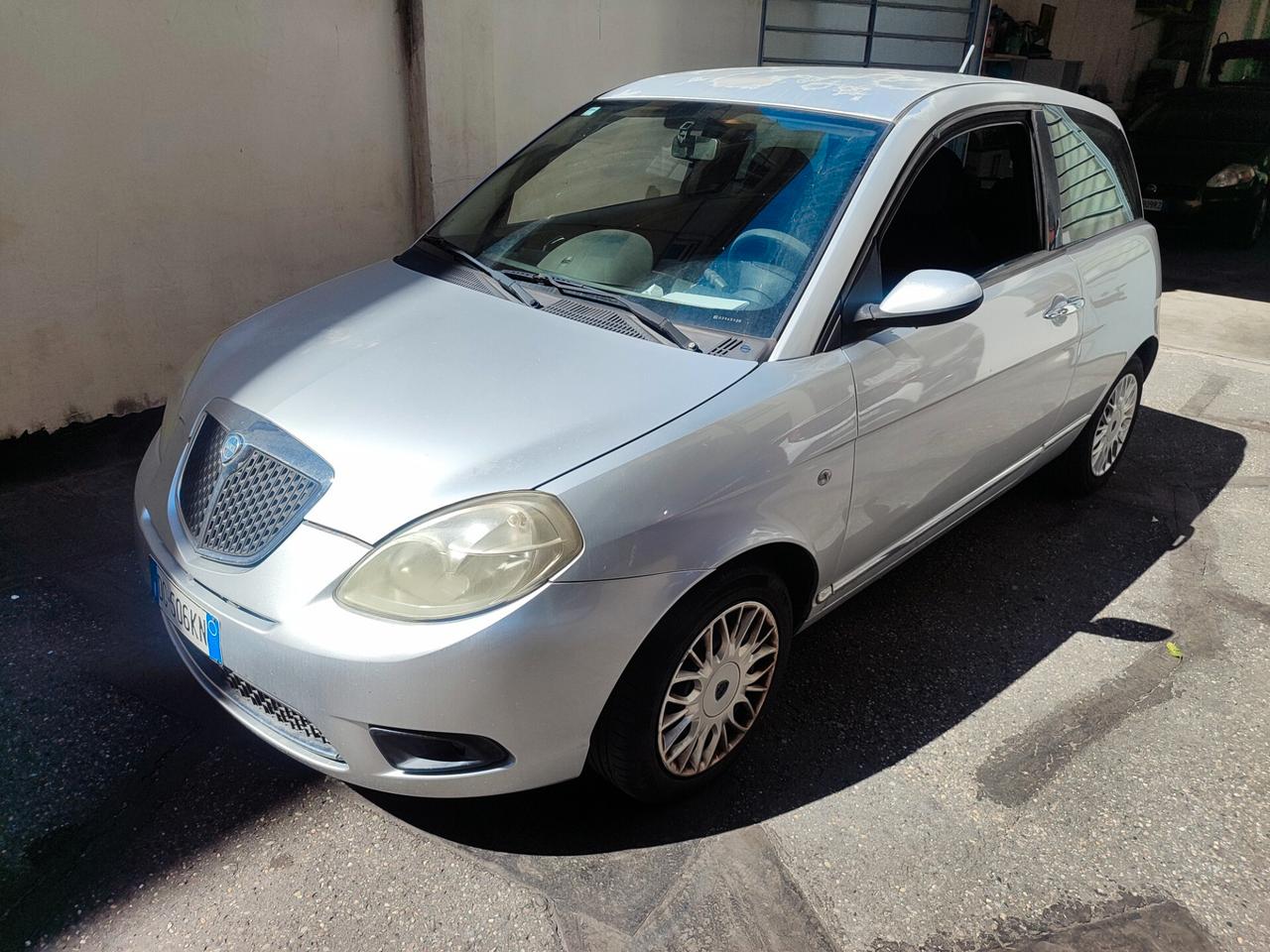 Lancia Ypsilon 1.2 Argento