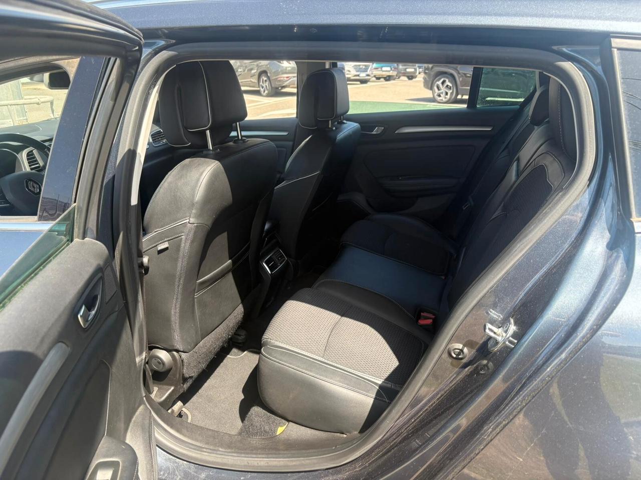Renault Megane Mégane dCi 8V 110 CV EDC Energy Bose
