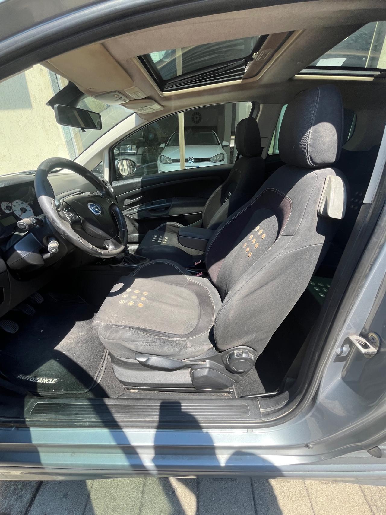 Fiat Grande Punto 1.9 MJT 130 CV 3 porte Sport
