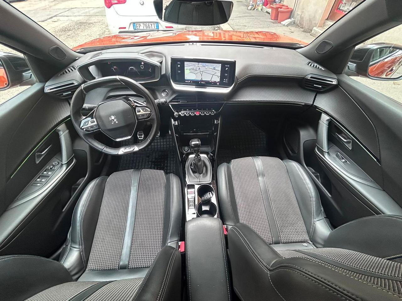 Peugeot 2008 GT Line 1.2 PureTech 130 #11756