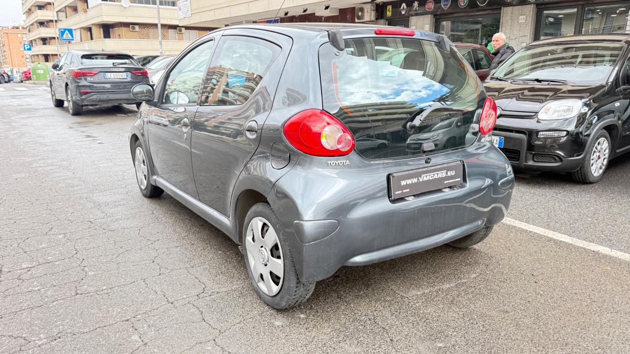 Toyota Aygo 1.0 12V VVT-i 5 porte Sol LED