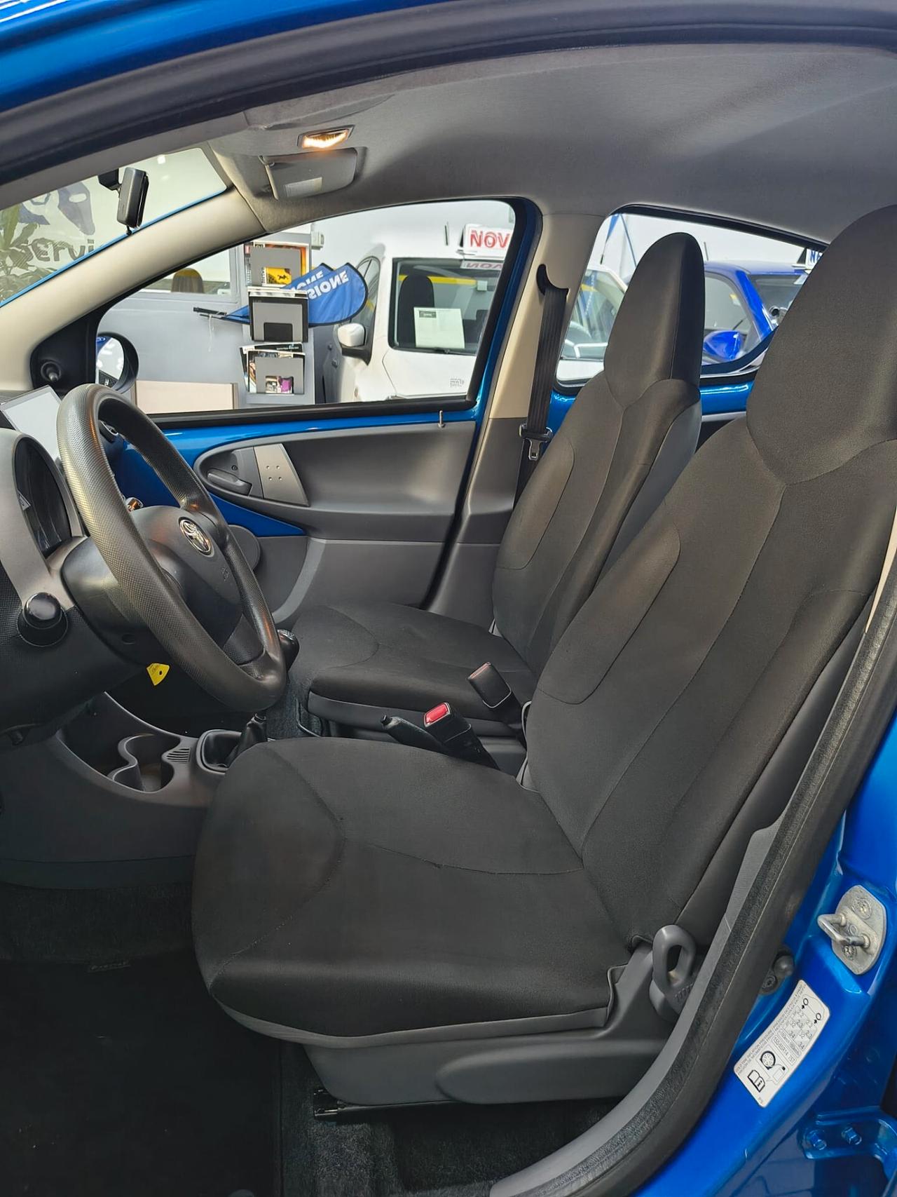 Toyota Aygo 1.0 12V VVT-i 5 porte
