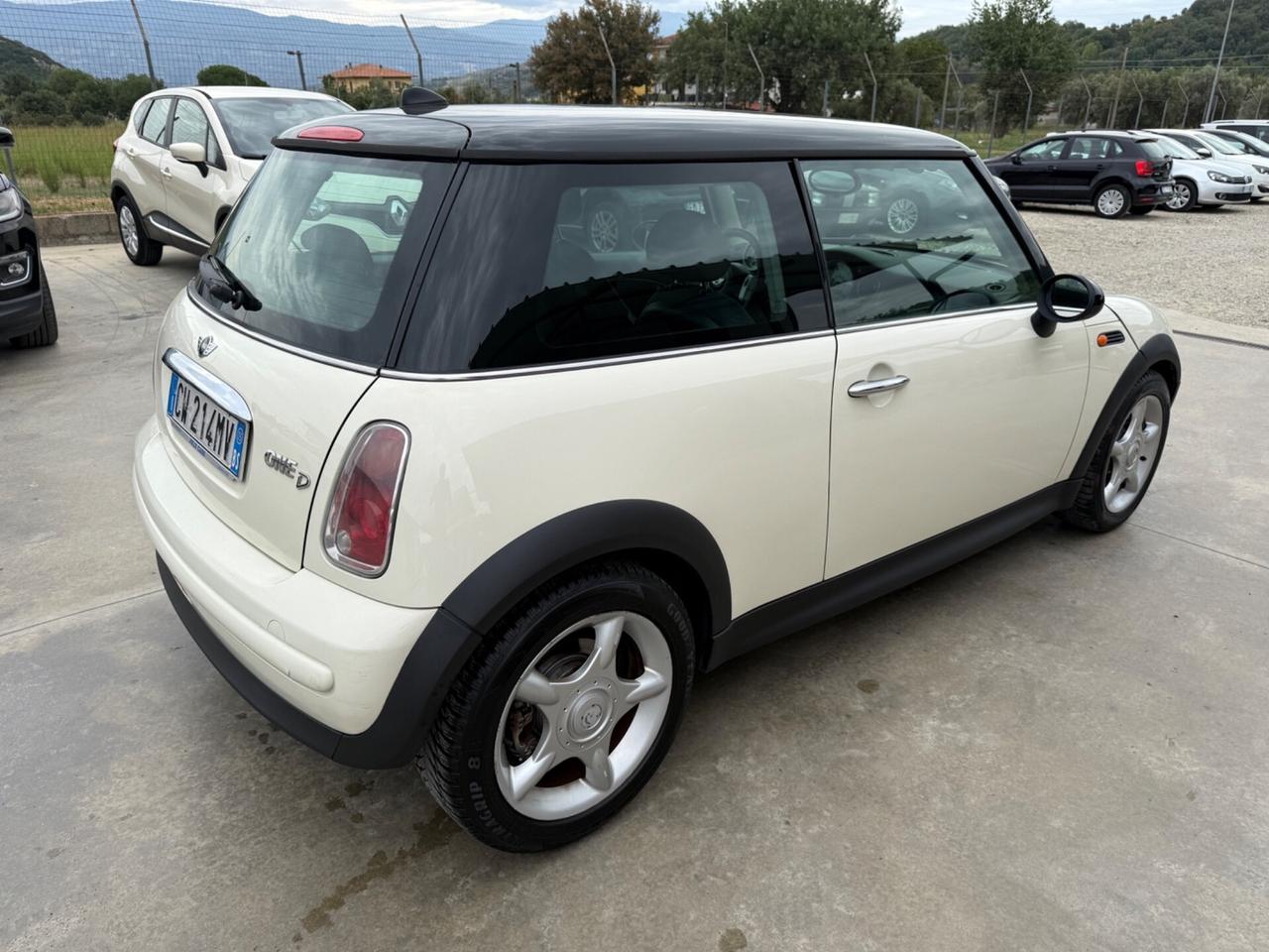 MINI COOPER 1.4 tdi One D