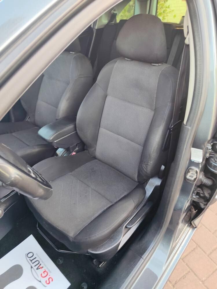 Peugeot 207 1.6 HDi 90CV SW ONE Line