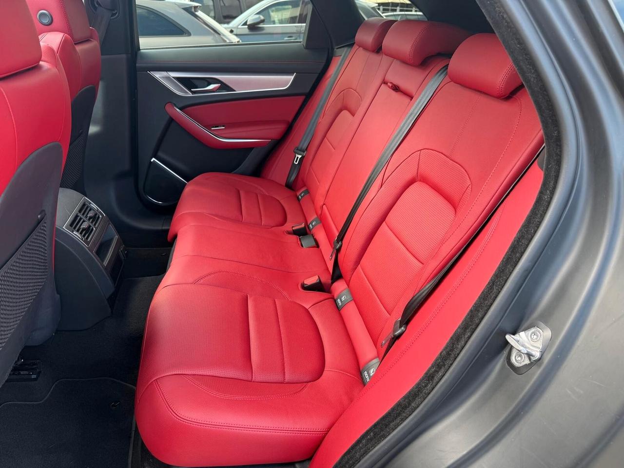 Jaguar F-Pace SUPER ACCESSORIATA COME NUOVA AFFARE