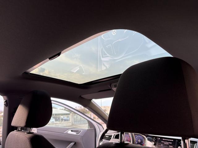 VOLKSWAGEN Taigo 1.0 TSI 115 CV R-Line TETTO APR/PAN