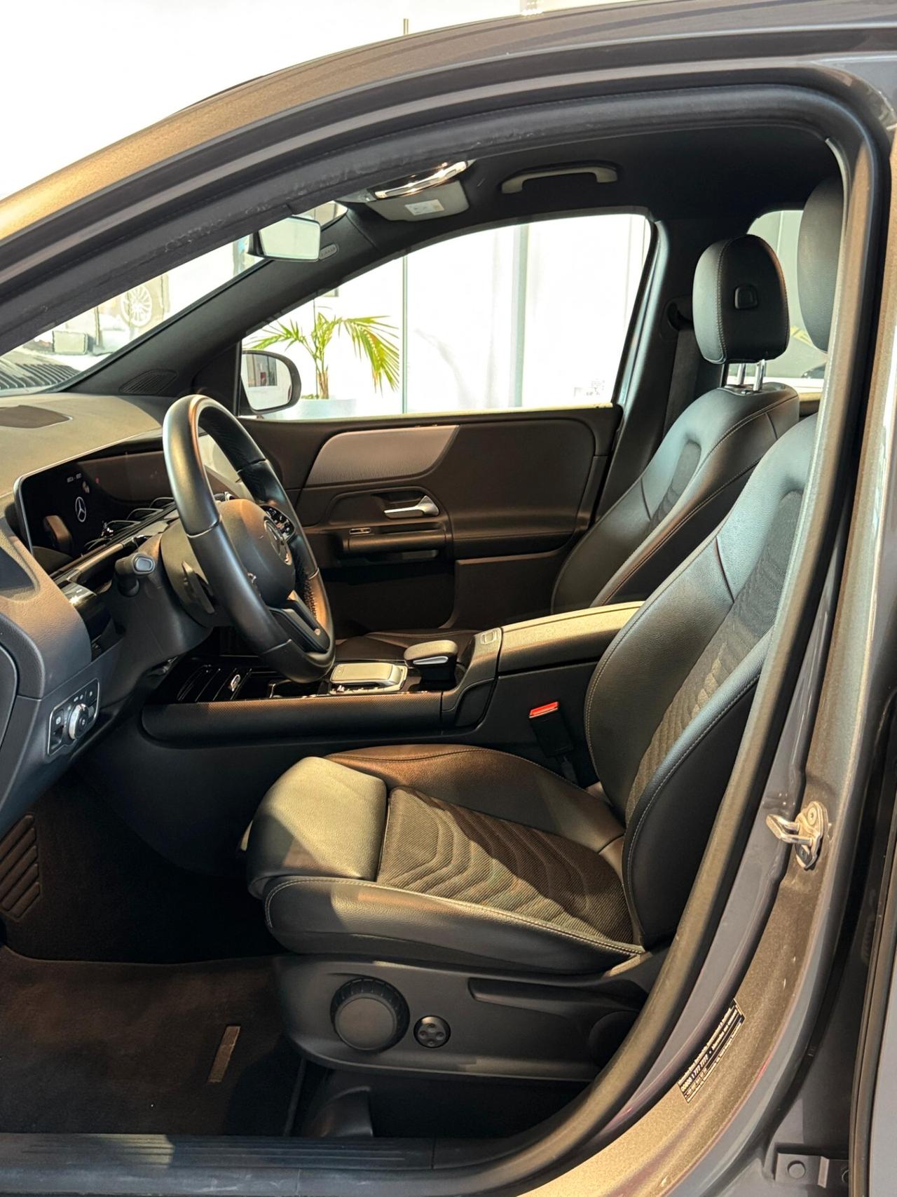 Mercedes-benz A 180 A 180 d Automatic Sport