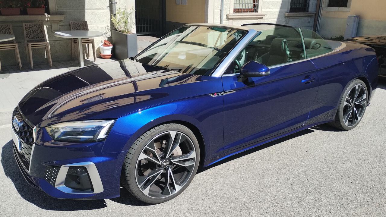 Audi A5 Cabrio 45 TFSI quattro S tronic line edition