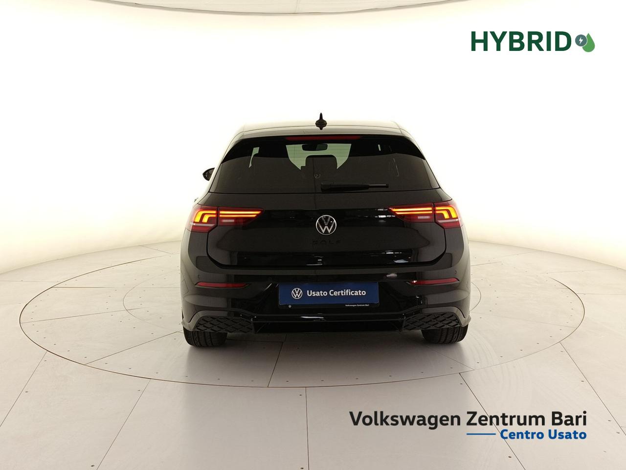Volkswagen Golf 1.5 etsi r-line 150cv dsg