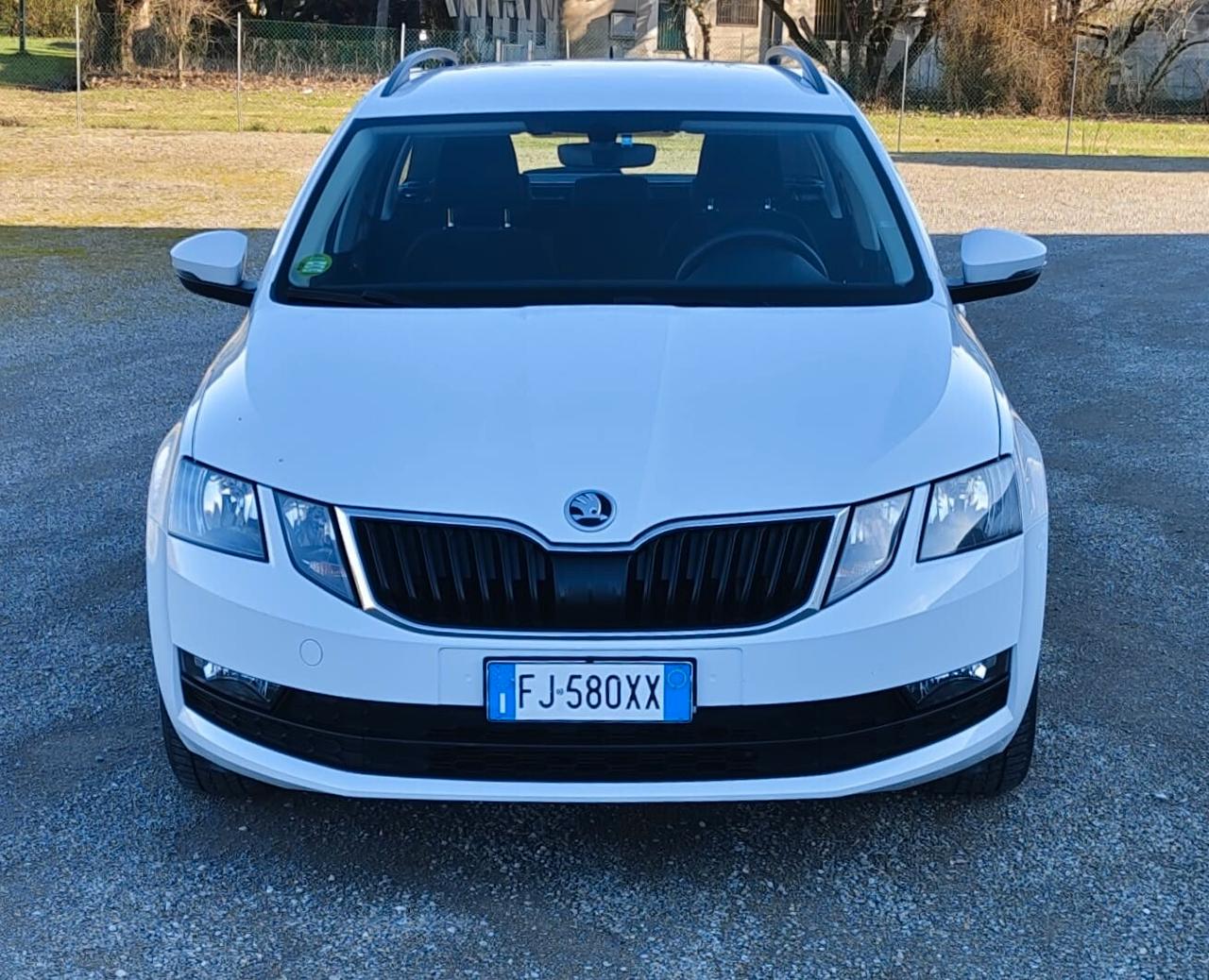 SKODA OCTAVIA 1.0 BENZINA,ANNO 2017