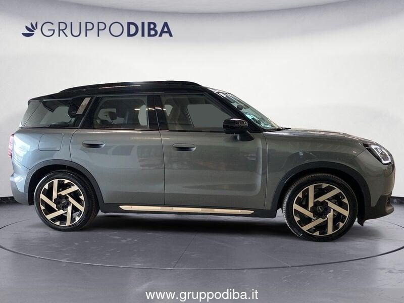 MINI Mini Countryman U25 Mini Countryman SE Favoured all4