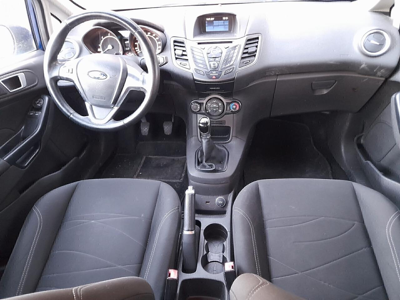 Ford Fiesta 1.5 TDCi 75CV 5 porte Titanium