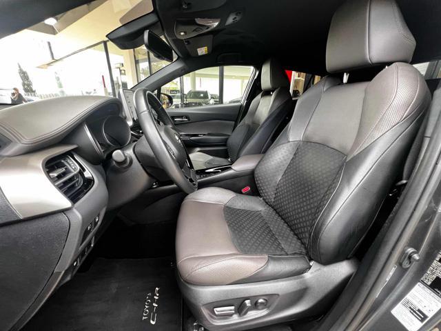 TOYOTA C-HR 2.0 Hybrid E-CVT Lounge