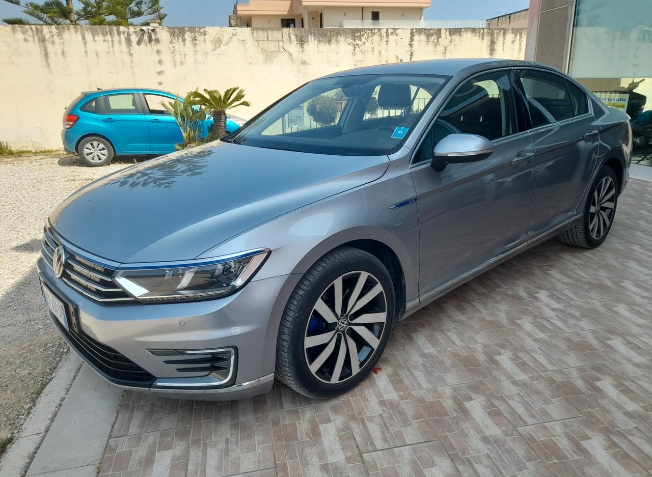 Volkswagen Passat Volkswagen Passat 1.4 GTE DSG Plug-in Hybrid