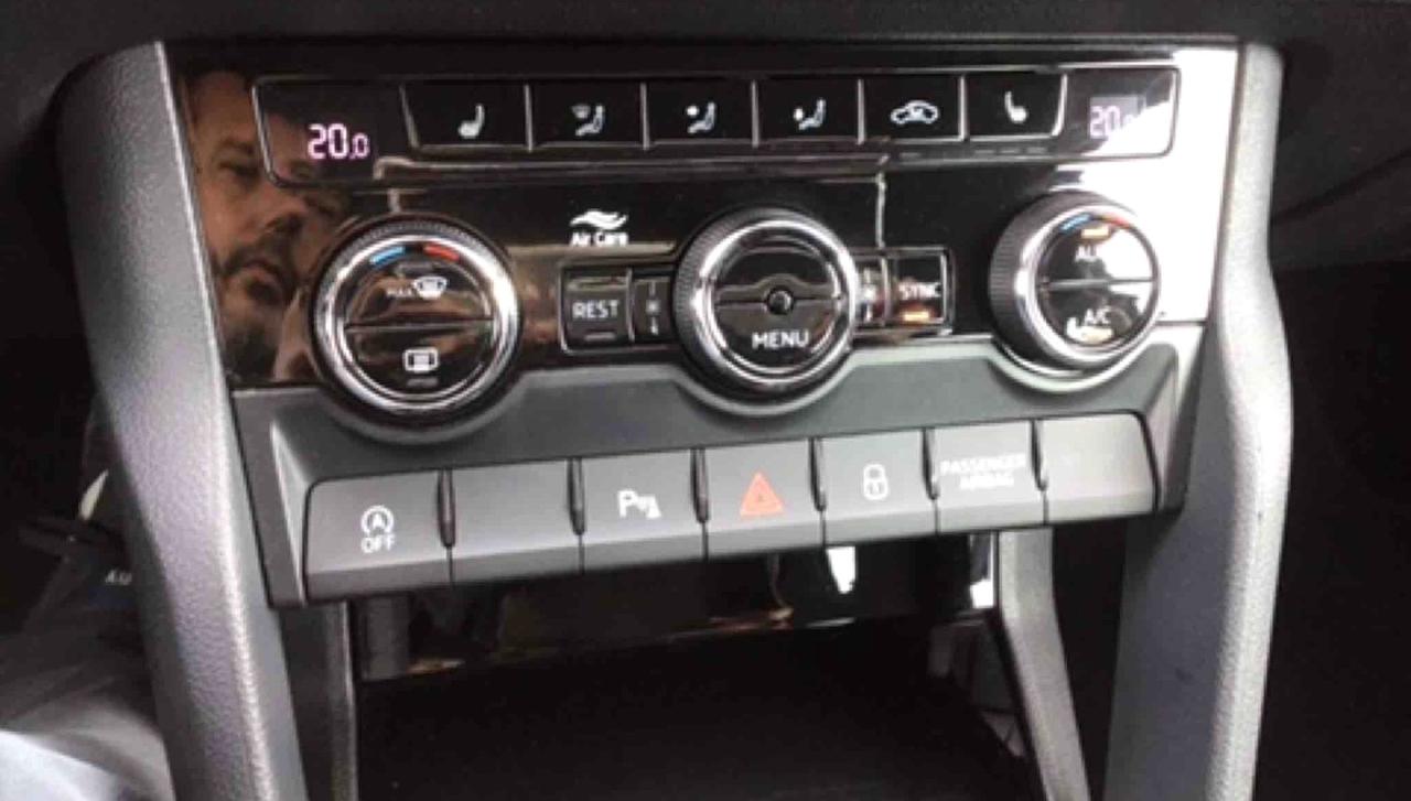 SKODA KODIAQ 2.0 Tdi 4x4 DSG-7 Posti Full Led Navi