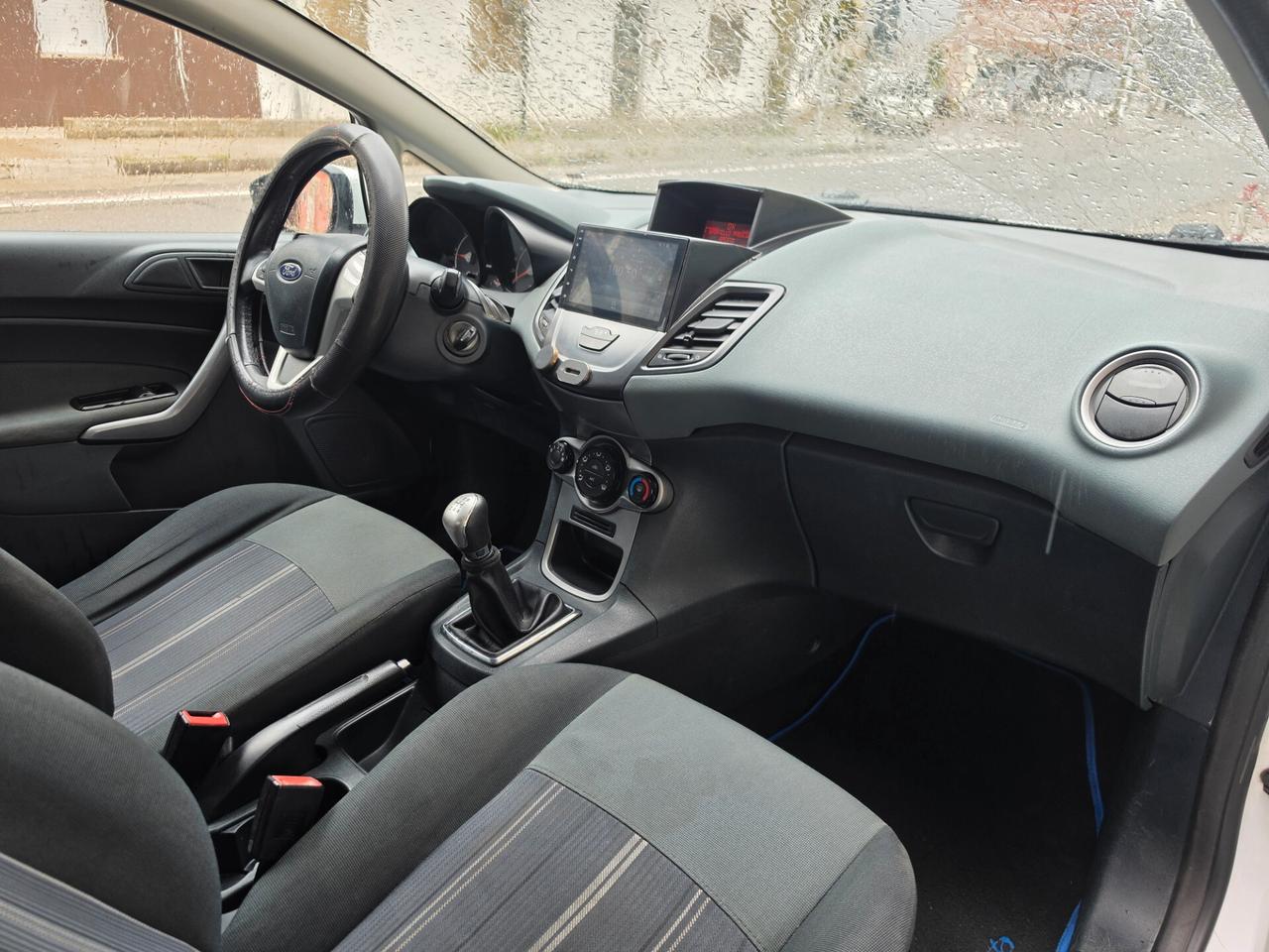 Ford Fiesta 1.4 TDCi 5p. Titanium