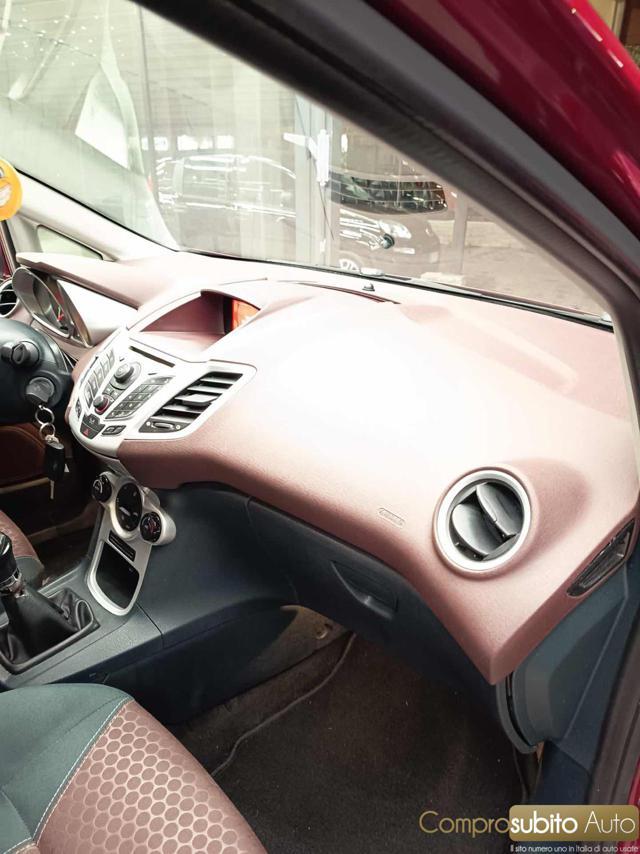 FORD Fiesta + 1.4 5 porte Bz.- GPL