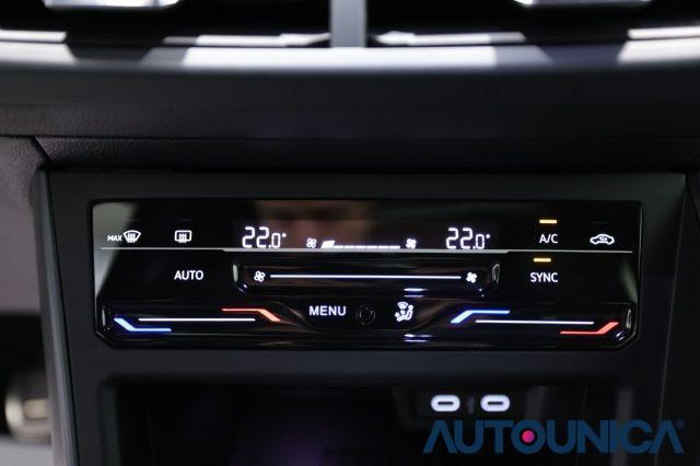 VOLKSWAGEN Taigo 1.0 TSI 115 CV R-LINE FARI LED TETTO PANORAMA