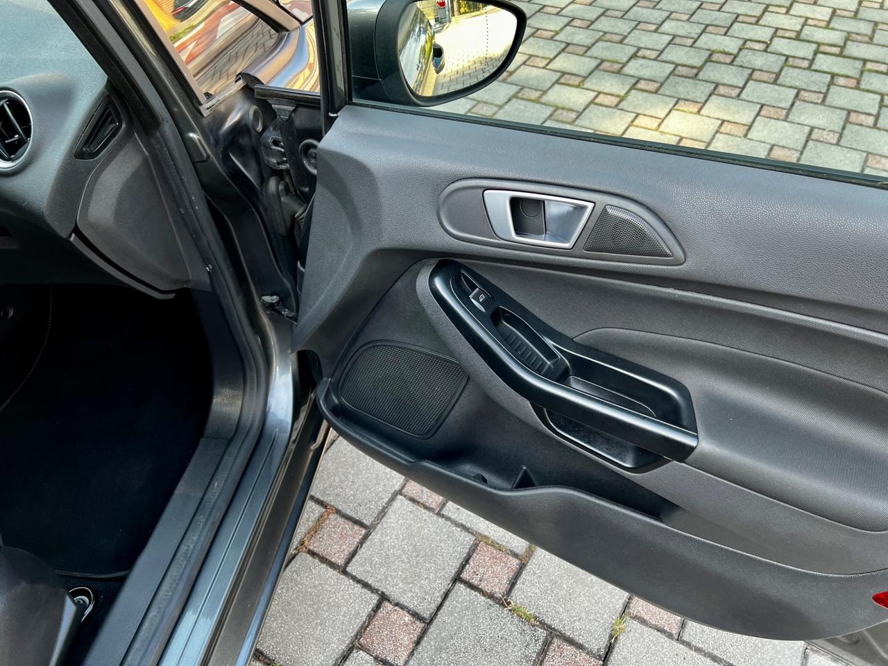 Ford Fiesta 1.4 5 porte Bz.- GPL Business