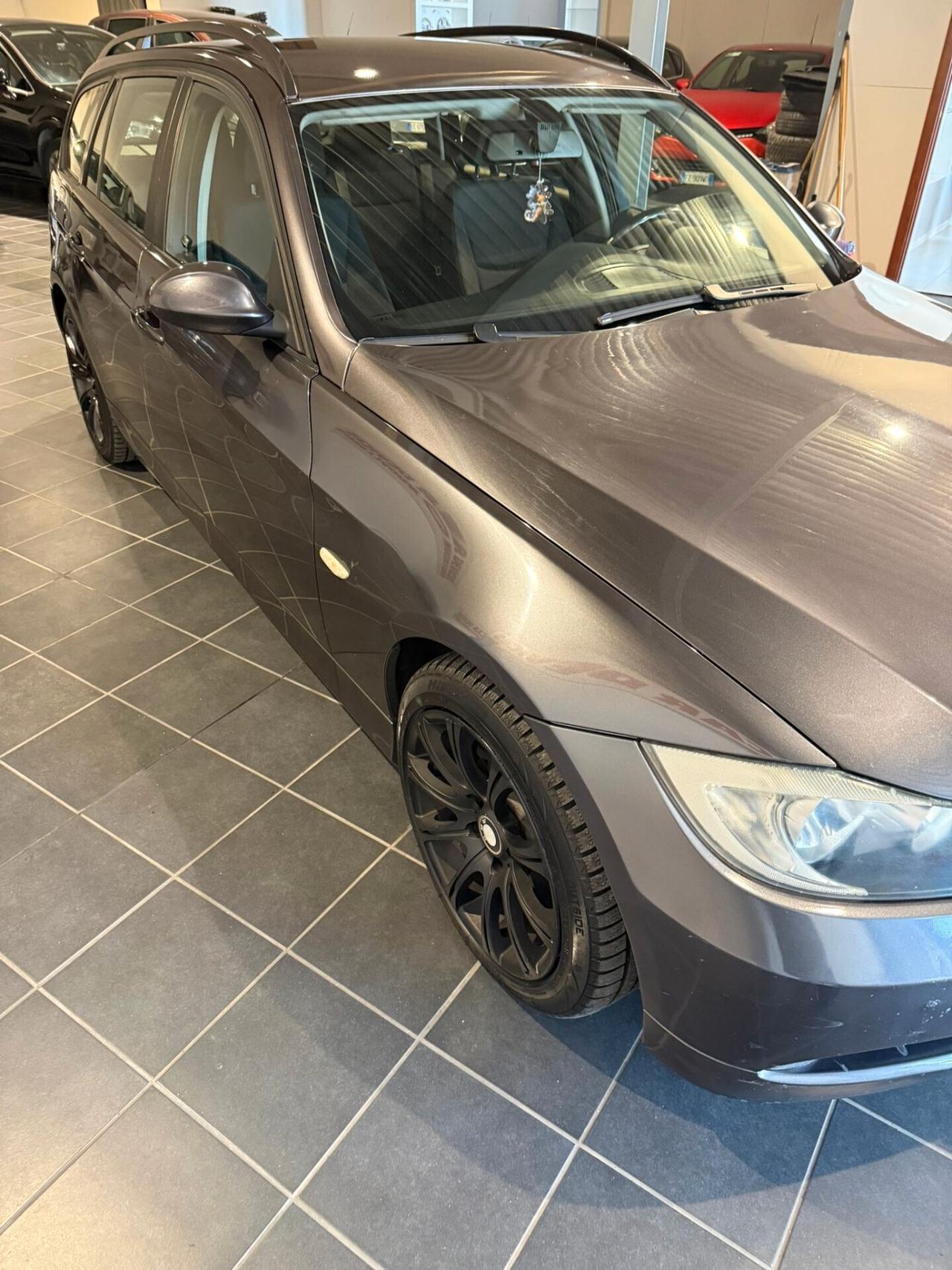 Bmw 320 D - FRIZIONE E VOLANO NUOVI