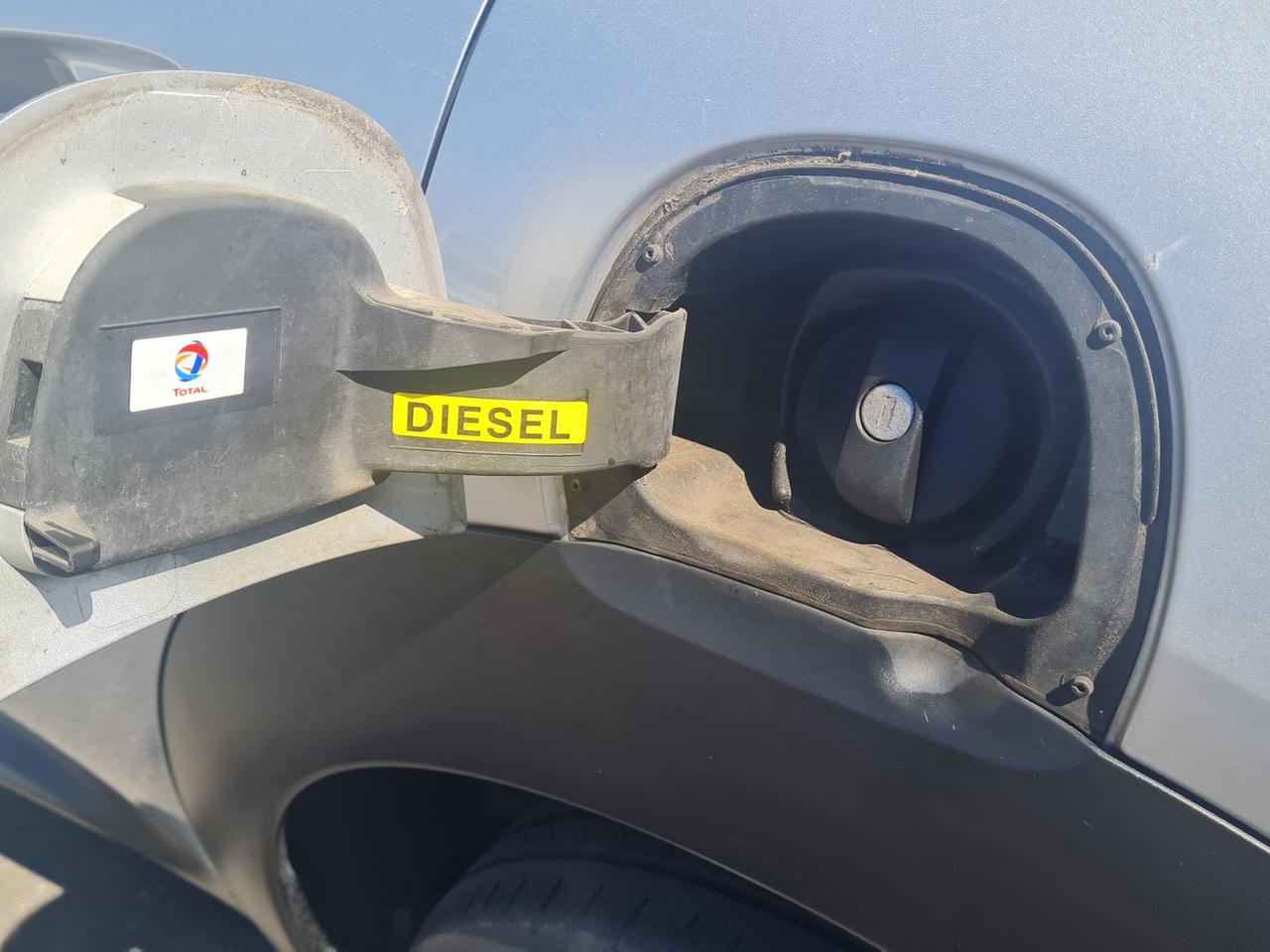 Citroen C4 Cactus 1.6 Blue HDi 100 shine #6620