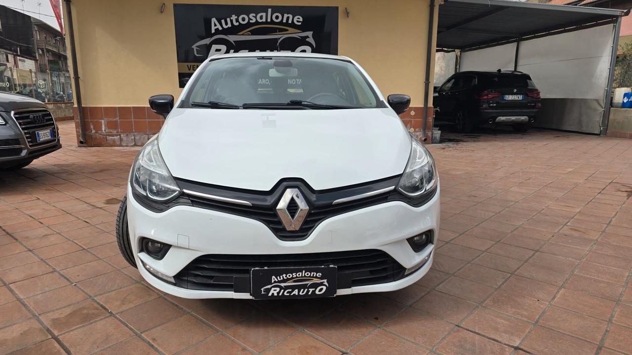 Renault Clio dCi 8V 90 CV EDC Start&Stop 5 porte Energy Duel
