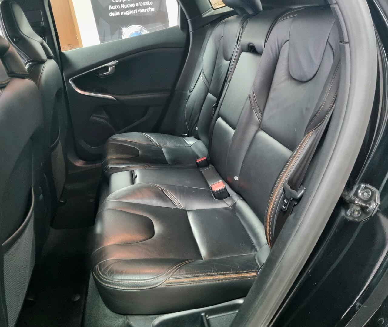 VOLVO V40 2.0 D3 150CV Geartronic SUMMUM