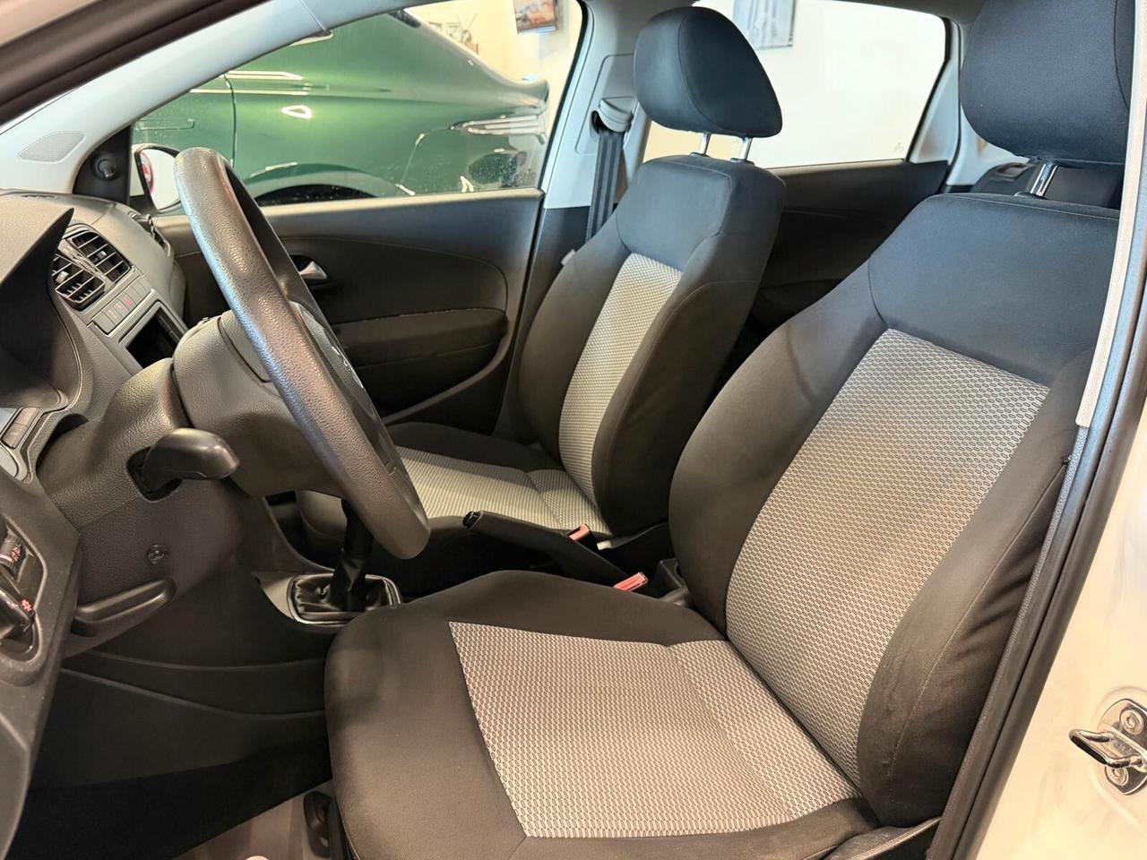 VOLKSWAGEN POLO 1.2 TDI 75CV 55KW OK NEOPATENTATI ANNO 2012