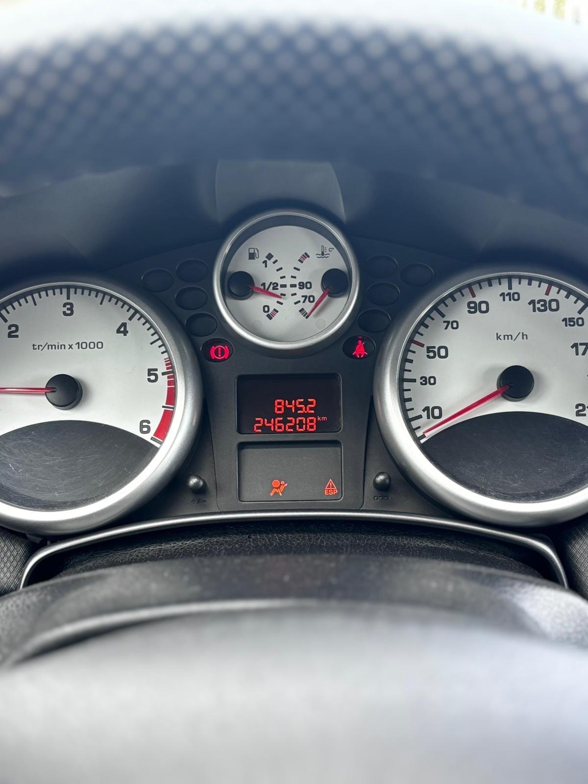 Peugeot 207 1.6 HDi 90CV FAP SW XS Ciel