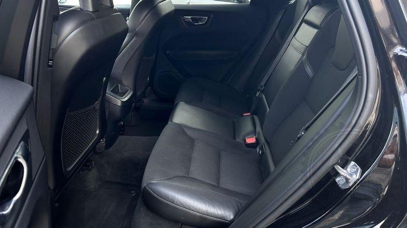 Volvo XC60 D5 AWD Geartronic Business GANCIO T. GUIDA SEMIAUTOM.