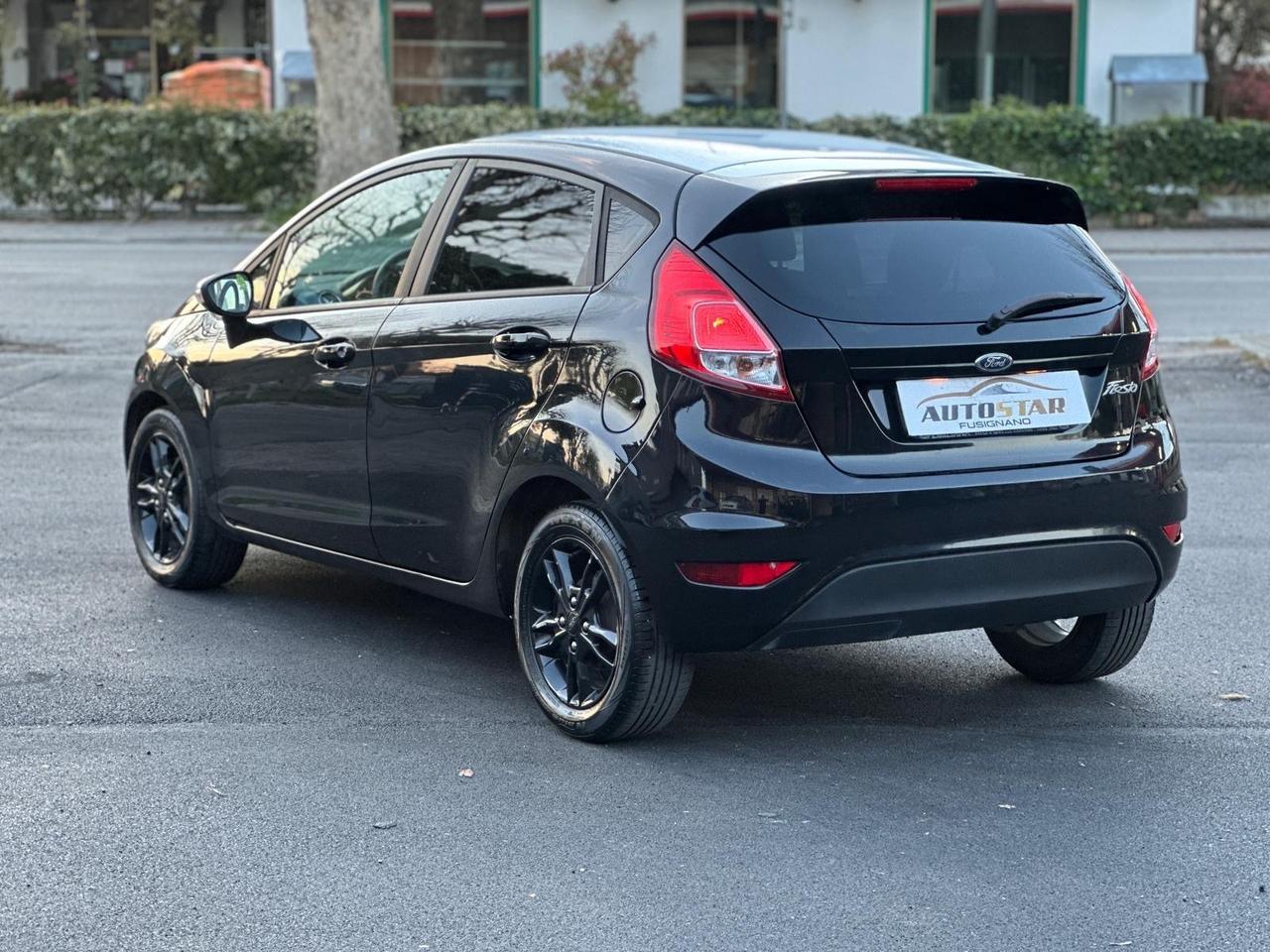 Ford Fiesta 1.4 5 porte Bz.- GPL Black & White Edition 2017