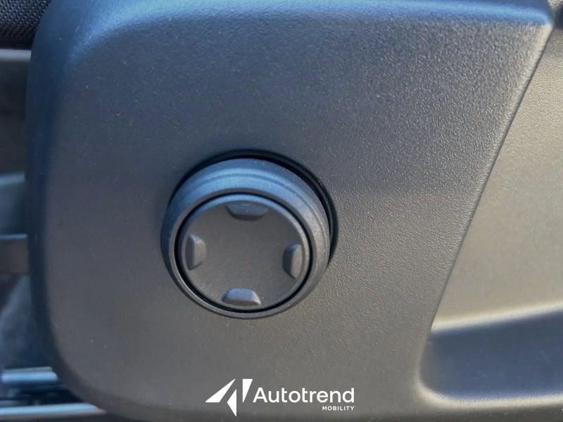 Volvo XC40 D3 150 CV Automatica Momentum Pro