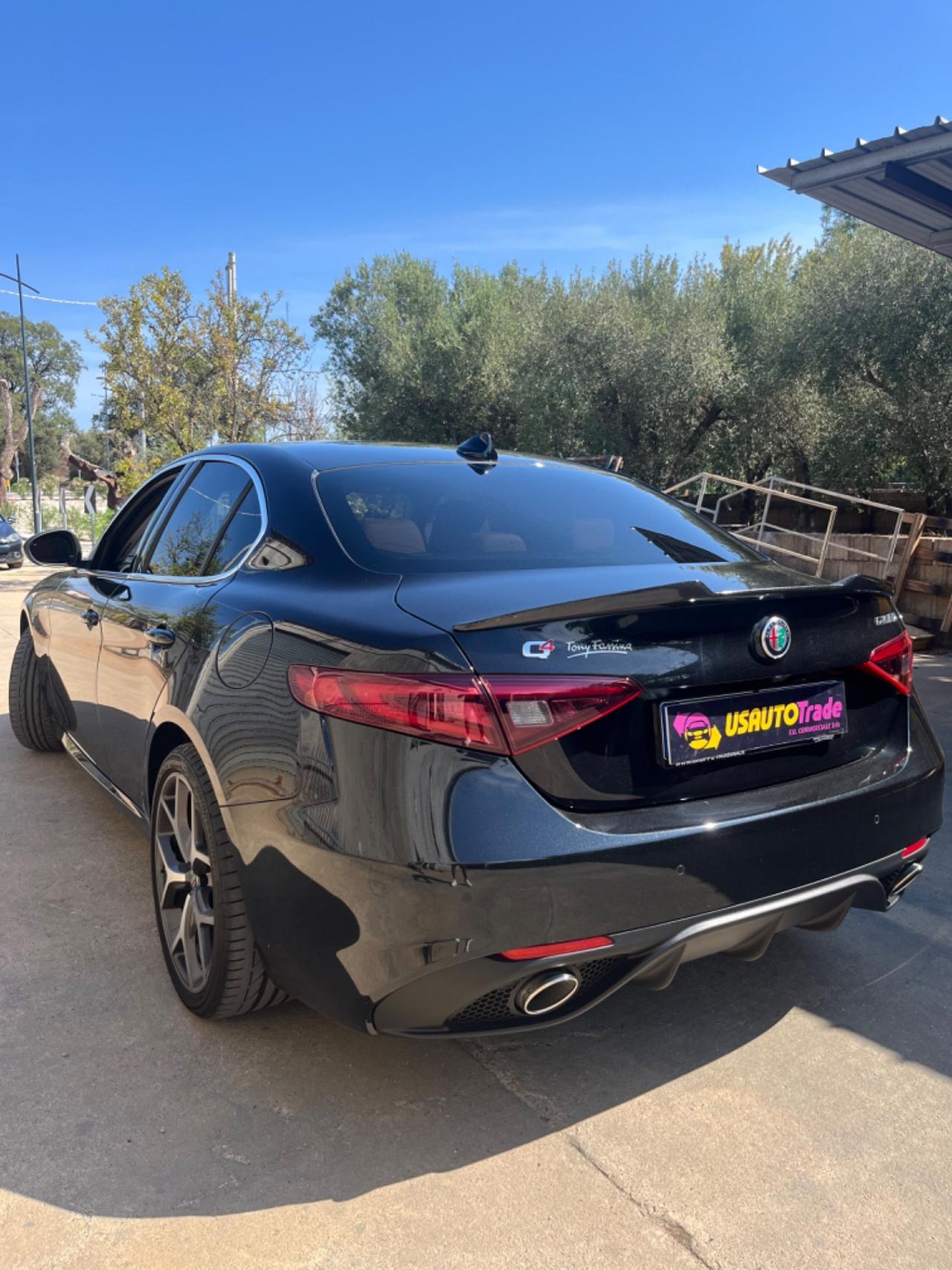 Alfa Romeo Giulia 2.0 Turbo 280 CV AT8 AWD Q4 Veloce